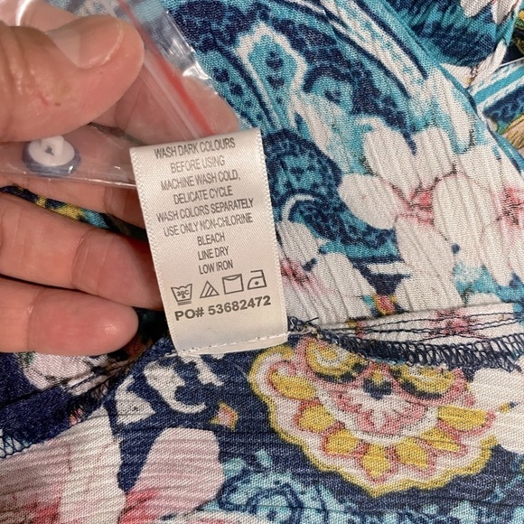 Roaman's Women's Plus Size Fit-And-Flare Crinkle floral Tunic size 32 W - Picture 13 of 15